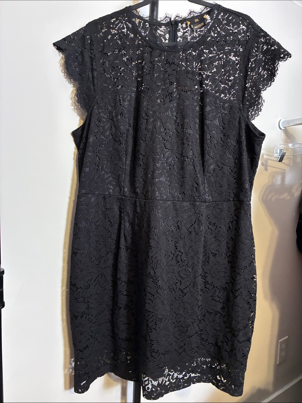 New! Miusol Solid Black Floral Lace Sheath Dress Cap Sleeve Eyelash Trim Plus 3X